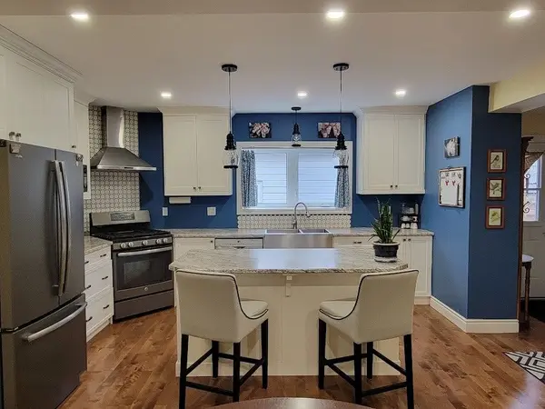 136 John ST, Gananoque, ON K7G 1A5