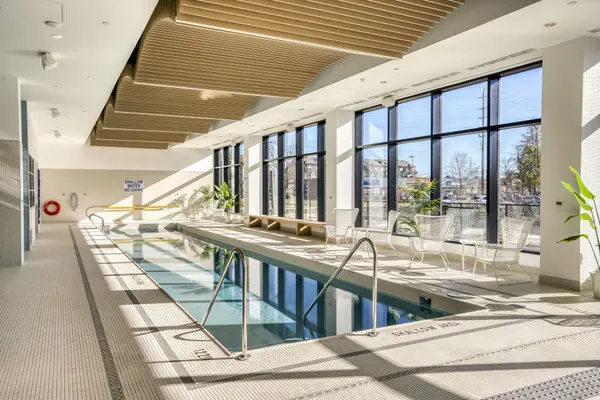 1250 Cummings AVE #422, Cyrville - Carson Grove - Pineview, ON K1J 0E4