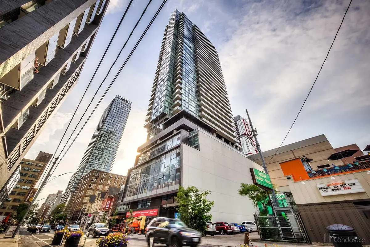 290 Adelaide ST W #1003, Toronto C01, ON M5V 1P6