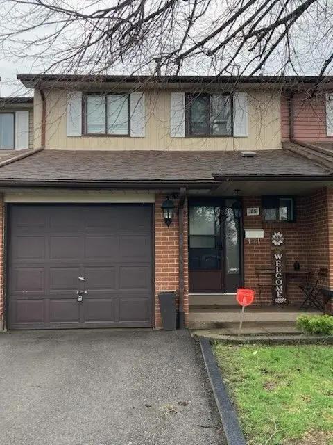 25 Baronwood CT, Brampton, ON L6V 3H6