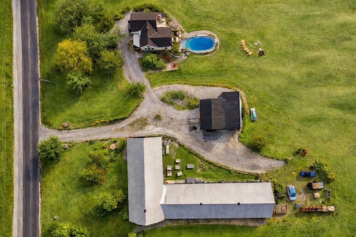 110 Cream ST, Pelham, ON L0S 1C0