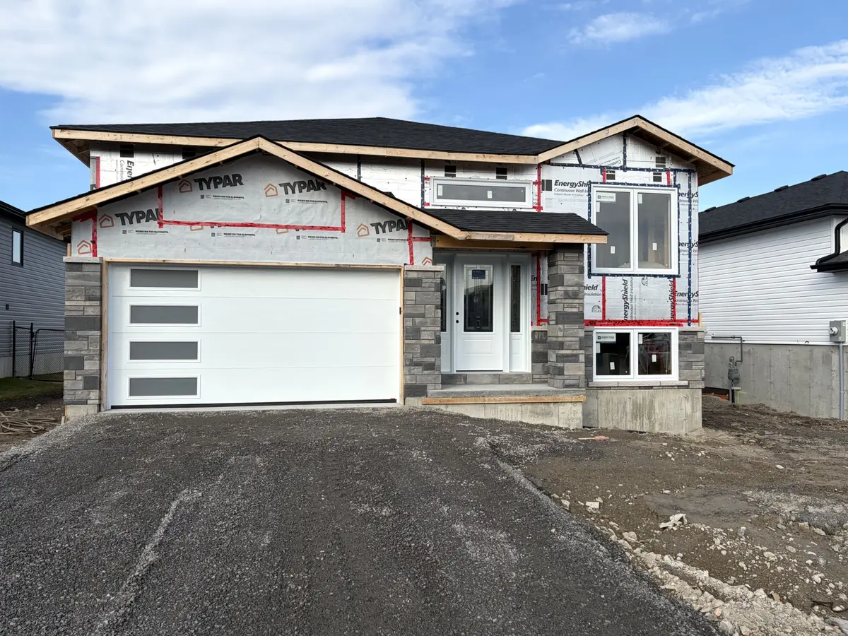 81 Meagan LN, Quinte West, ON K0K 2C0