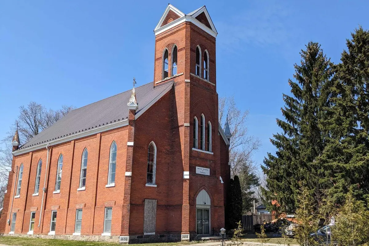 2048 Albert ST S, Howick, ON N0G 1X0