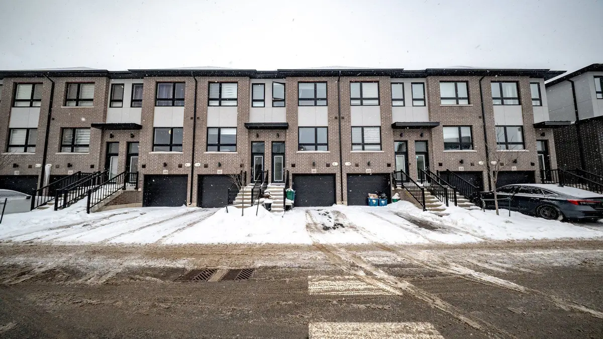 720 Grey ST #46, Brantford, ON N3S 0K2