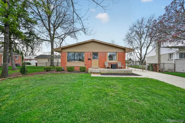 16672 Drake ST, Southgate, MI 48195