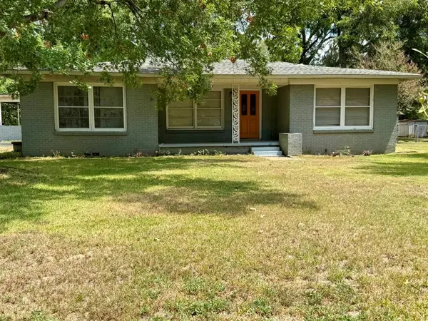 1600 Irwin Lane, Sulphur Springs, TX 75482