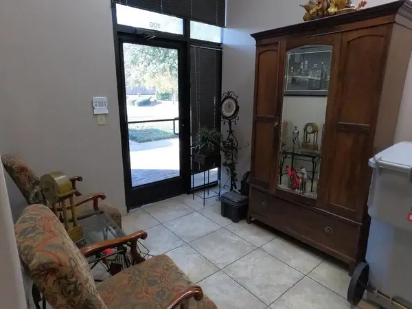 6570 Naaman Forest Boulevard #4-200, Garland, TX 75044