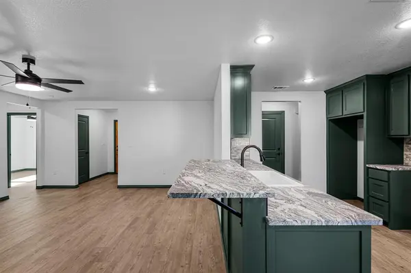 303 E Bois D Arc, Nocona, TX 76255