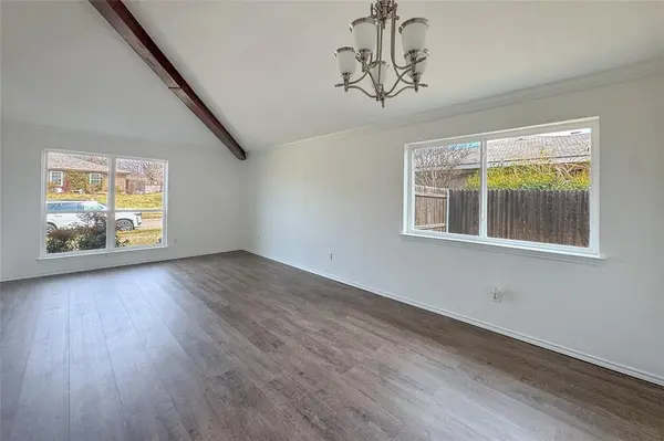 1734 Sterling Lane, Lewisville, TX 75067