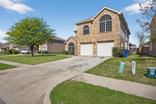 2102 Pecan Ridge Drive, Forney, TX 75126