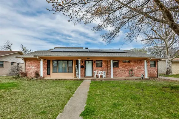 1907 Bridle Lane, Gainesville, TX 76240