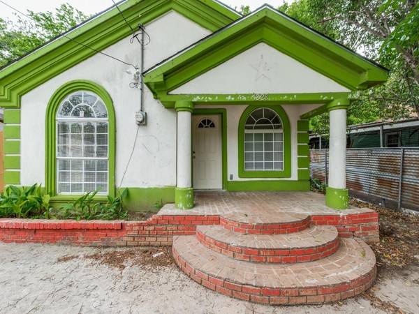 1228 Valley Street, Dallas, TX 75203