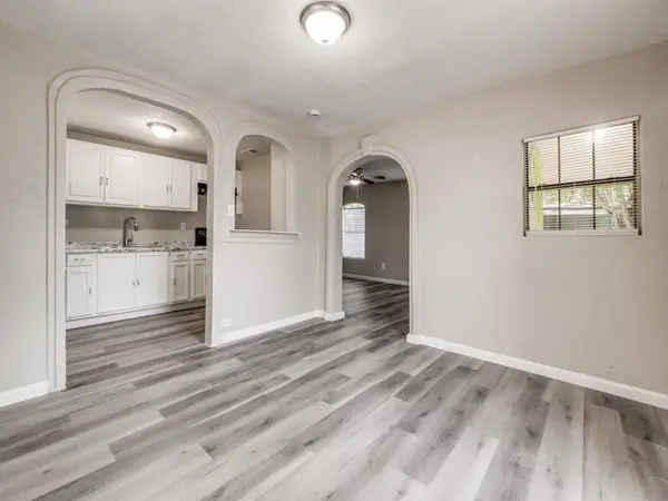 1228 Valley Street, Dallas, TX 75203