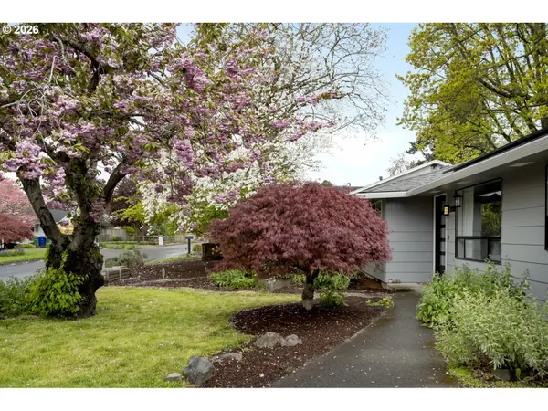 11908 SE 56TH AVE, Milwaukie, OR 97222