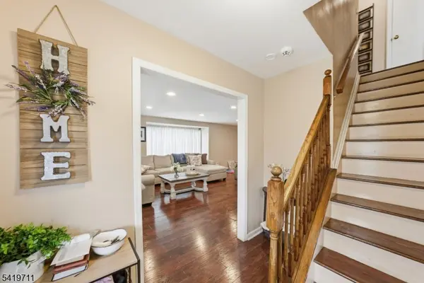 125 Linden Ave, Bound Brook Boro, NJ 08805