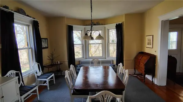 150 Douglas RD, Staten  Island, NY 10304