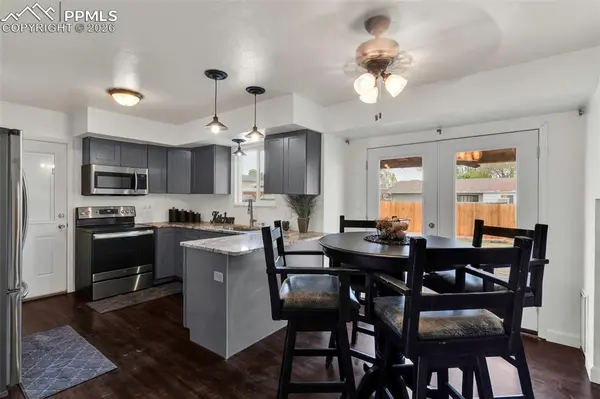 58 Briarwood CIR, Pueblo, CO 81005