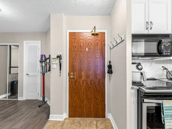 100 Hayden ST #510, Toronto C08, ON M4Y 3C7