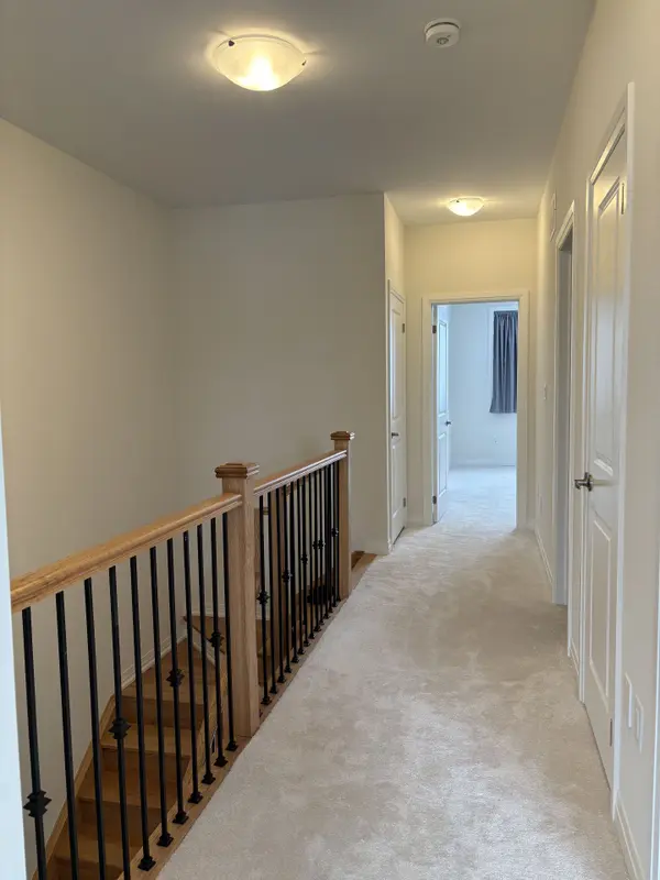 2609 Hibiscus DR W, Pickering, ON L1X 0L8