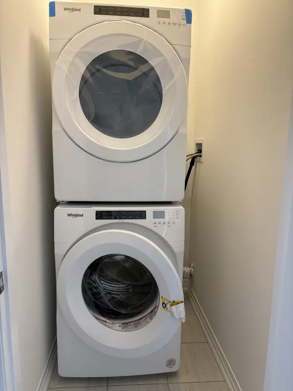 2609 Hibiscus DR W, Pickering, ON L1X 0L8