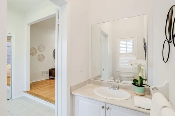 6 Levellands CRES, Richmond Hill, ON L4B 0A5