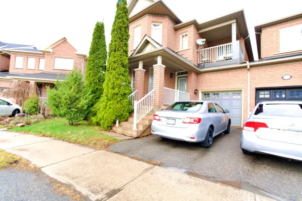 35 Waldron CRES, Richmond Hill, ON L4E 4A3