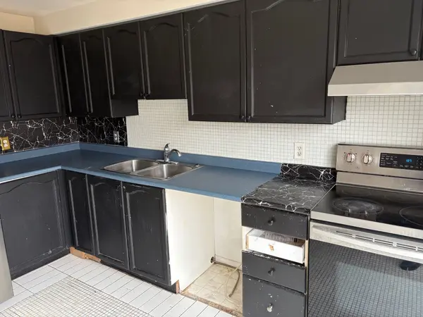 199 Tunbridge RD, Barrie, ON L4M 6S1