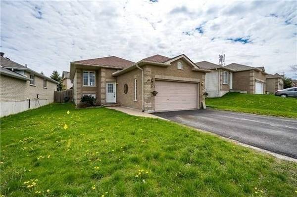 49 Hanmer ST E #A, Barrie, ON L4M 6V3