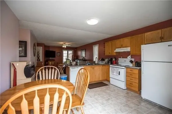 49 Hanmer ST E #A, Barrie, ON L4M 6V3