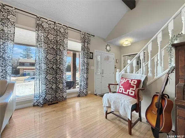 302 Nokomis PLACE, Saskatoon, SK S7K 5E2