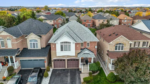 62 Penbridge CIR, Brampton, ON L7A 2P9