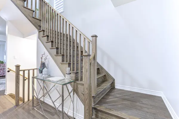 13 Truffle CT, Brampton, ON L7A 5A6