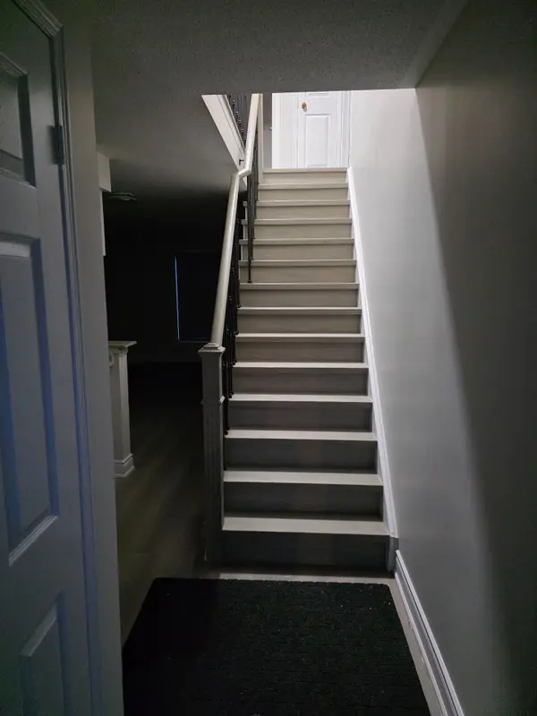 5865 Dalebrook CRES #19B, Mississauga, ON L5M 5X1