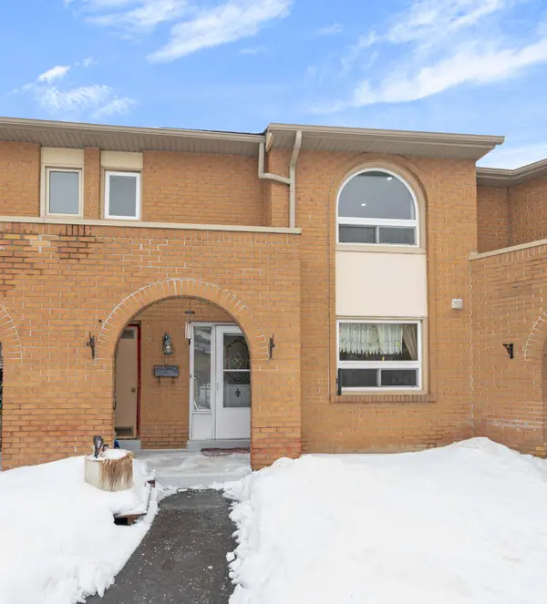 1180 Mississauga Valley BLVD #4, Mississauga, ON L5A 3M9