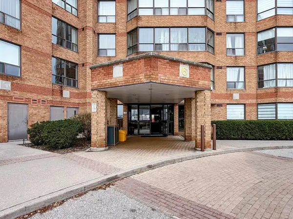 6 Humberline DR #303, Toronto W10, ON M9W 6X8