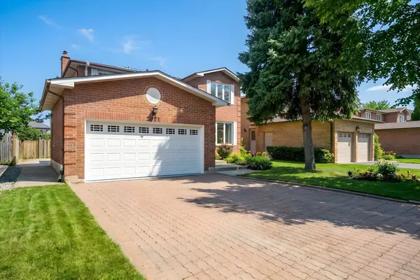 2071 Pen ST, Oakville, ON L6H 3L2