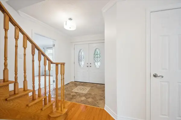 2071 Pen ST, Oakville, ON L6H 3L2