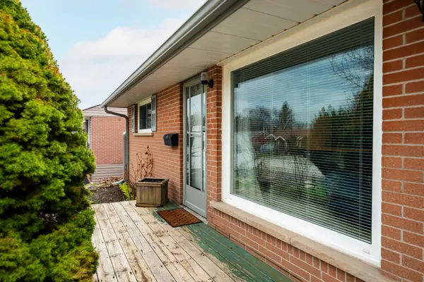 66 Bythia ST, Orangeville, ON L9W 2S5