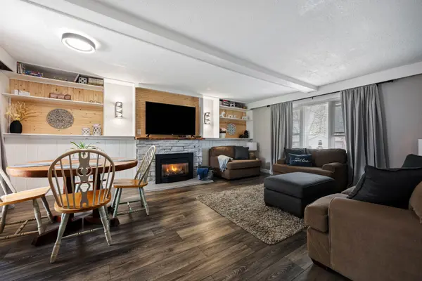 66 Bythia ST, Orangeville, ON L9W 2S5