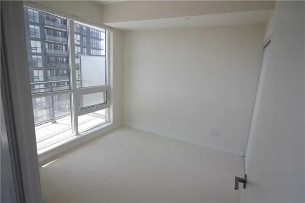 510 Curran PL #1610, Mississauga, ON L5B 0J8