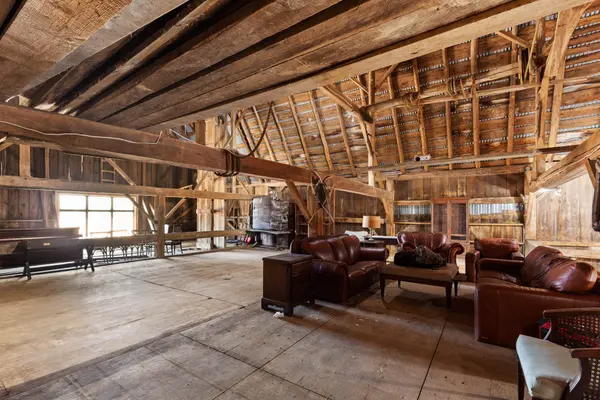 110 Cream ST, Pelham, ON L0S 1C0