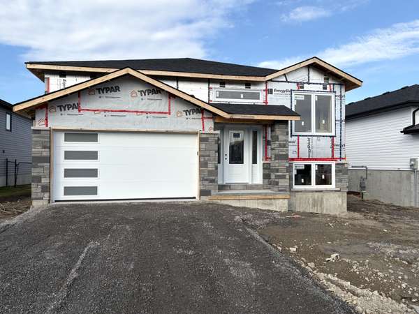 81 Meagan LN, Quinte West, ON K0K 2C0