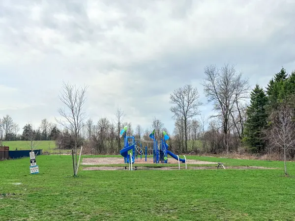 81 Meagan LN, Quinte West, ON K0K 2C0