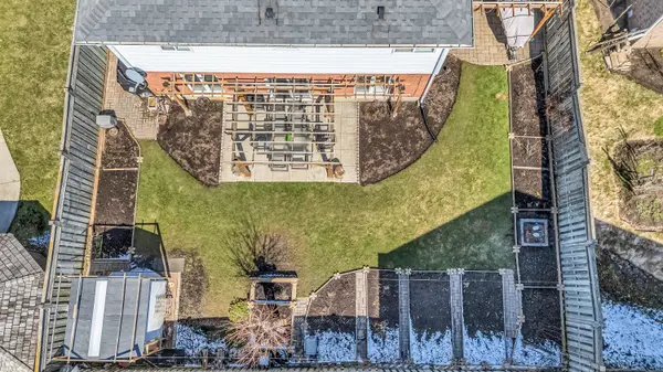 6 Gibbs CRES, Guelph, ON N1G 5B6