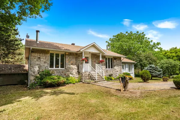 2685 Concession 7 RD, East Hawkesbury, ON K0B 1P0