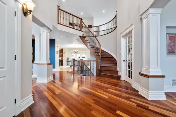 453 Rahul CRES, Mooneys Bay - Carleton Heights And Area, ON K2C 4H8