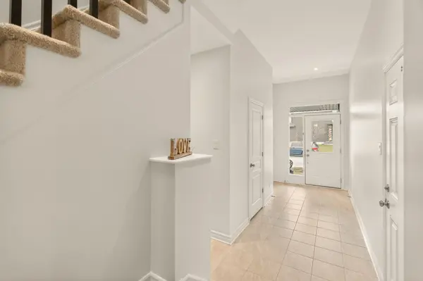 383 MEMORIAL GRV, Blossom Park - Airport And Area, ON K1X 0C7