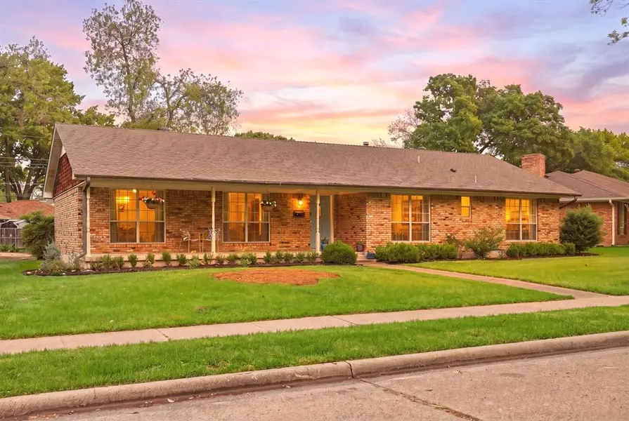 10427 Sinclair Avenue, Dallas, TX 75218