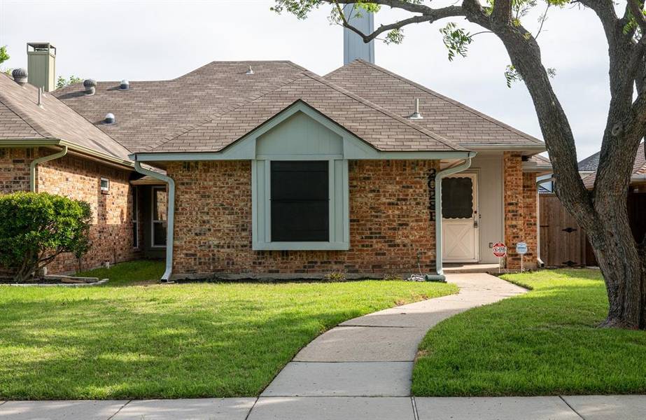 2028 Falcon Ridge Drive #B, Carrollton, TX 75010