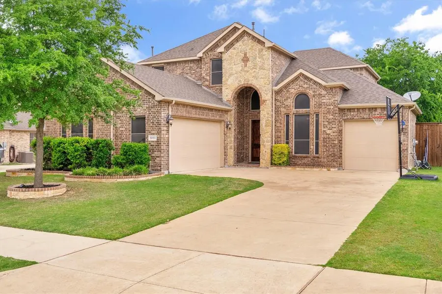 3233 Burgundy Lane, Midlothian, TX 76065